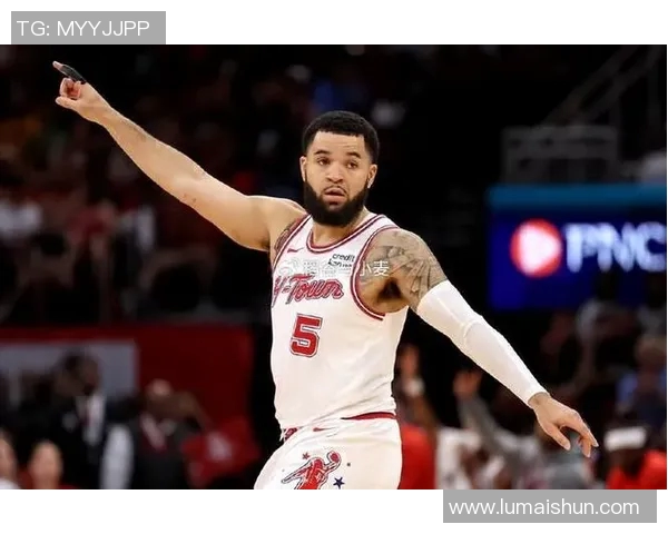 弗雷德范弗利特的崛起与影响力探讨:从无名小卒到NBA明星的旅程 弗雷德范弗利特的崛起与影响力探讨:从无名小卒到NBA明星的旅程