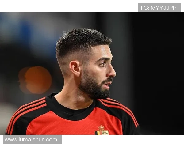 拉伊科维奇的传奇之路:从默默无闻到世界瞩目的足球明星 拉伊科维奇的传奇之路:从默默无闻到世界瞩目的足球明星